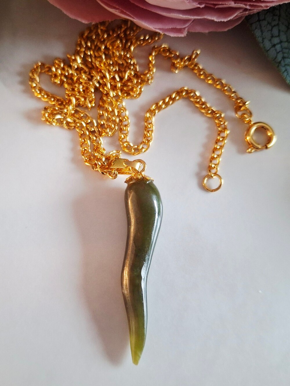 Vintage 80s ✨️💚Green Jade Horn Necklace